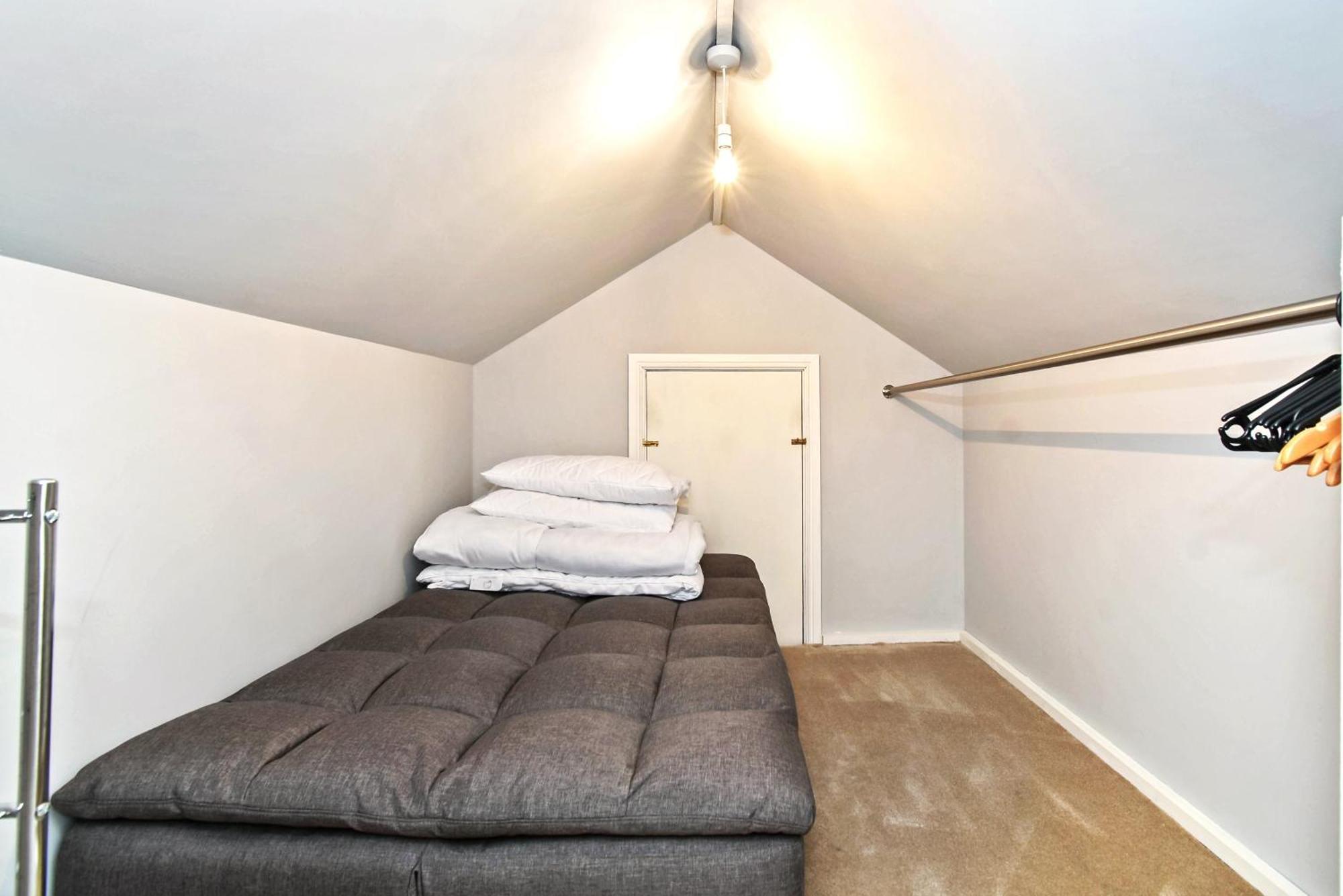 Apartment Victoria With Free Parking Scarborough Eksteriør bilde